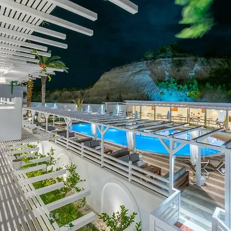 מלון Aloe - Adults Only 4*