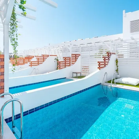 Aloe - Adults Only Otel 4*